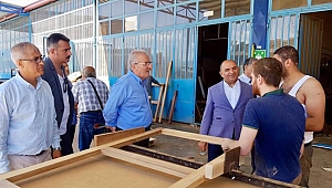 Tarhan, "Üretimin kalbi sanayi desteklenmeli"