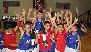U-11 Baskette şampiyon Gebze: 73-28