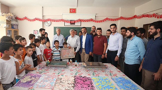 Karaosmanoğlu, ''Gençlerimizin enerjisine ihtiyacımız var''