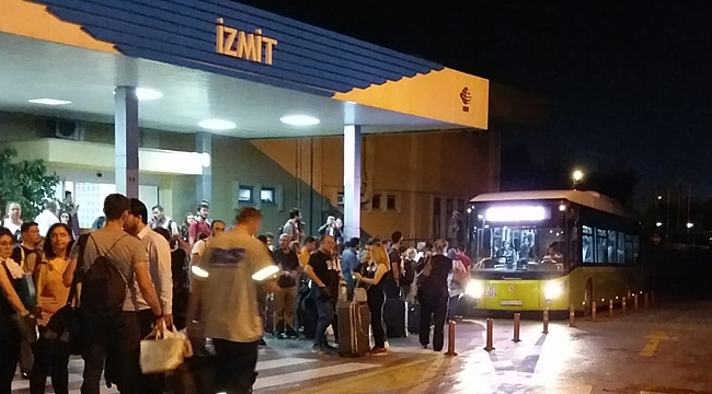 Büyükşehir yolcuların imdadına yetişti