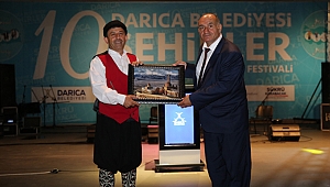 Darıca'da sahne Ağrılıların