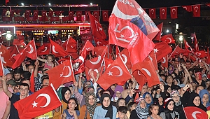 Gebze'de 15 Temmuz coşkusu