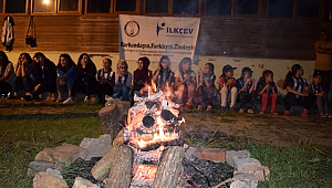 İLKÇEV kamp ateşi etkinliği düzenledi