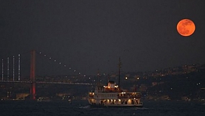 'Kanlı Ay Tutulması' nedir