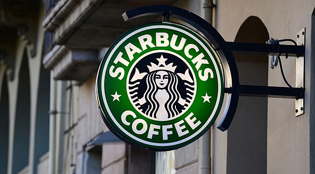 Starbucks plastik pipetleri yasaklıyor