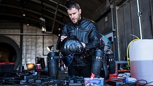 Uçurabilen kıyafeti satışa sundu