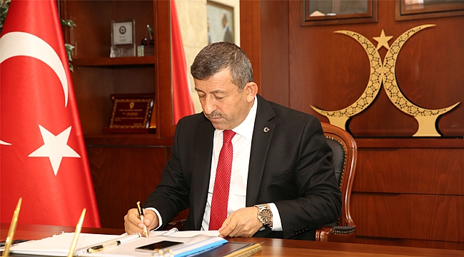 "Deprem şehitlerimizi unutmayacağız"