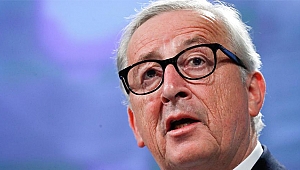 Juncker karardan memnun