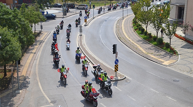 Motorculardan 30 Ağustos konvoyu