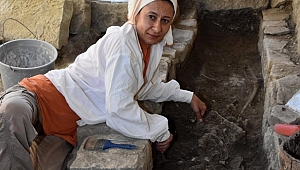 'Noel Baba Kilisesi'nde insan iskeletleri bulundu