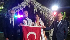 Taşdemir’den düğün ziyareti