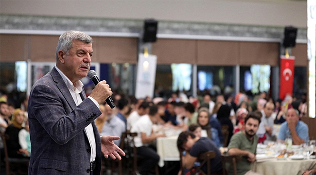 Akademi Lise, mezunlarını üniversiteye uğurladı