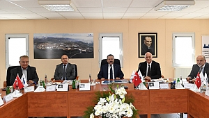 Aksoy, sanayicilere konuk oldu