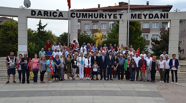 CHP yıldönümünü Darıca’da kutladı