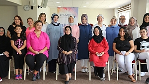 Çocuk oyun odası personeline drama eğitimi