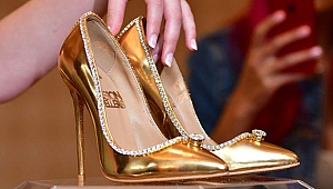 Dünyanın en pahalı ayakkabısı sergileniyor