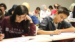 Gençlerden Akademi Lise’ye yoğun ilgi