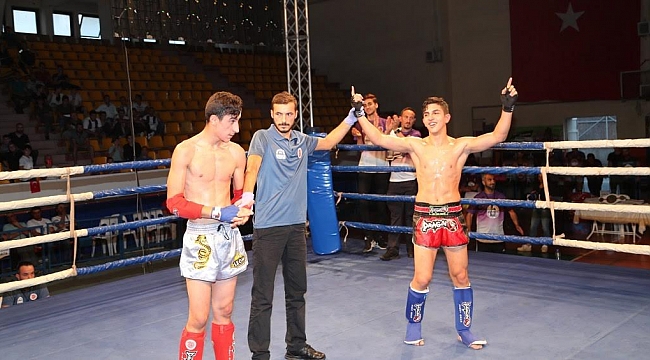 Muay-Thai ziyafeti