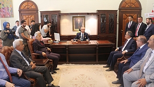 Özçelik göreve resmen başladı