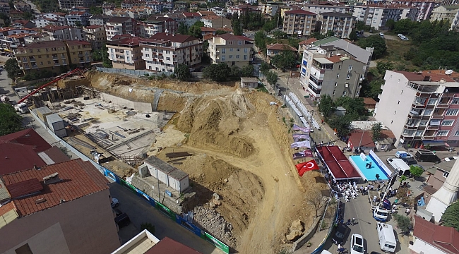 Pazar yerinde çalışmalar devam ediyor