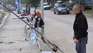 Balıkçılar Ereğli’de kıyasıya yarıştı
