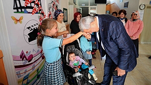 Başkan Karaosmanoğlu, ‘’Kocaeli’nde okumak bir ayrıcalıktır’’