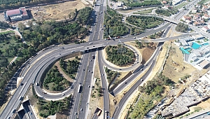 Çayırova Kavşağı yeşilleniyor