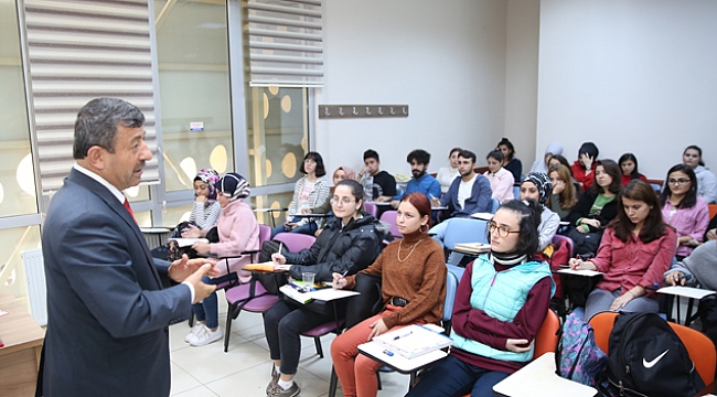 Darıca Bilgi Evleri geleceğe hazırlıyor