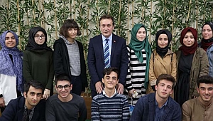 Demirci “Hedef Gelecek” öğrenci ve velileriyle buluştu