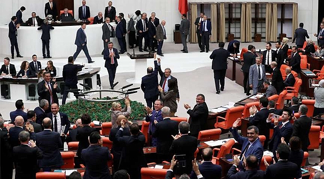 EYT önergesi kabul edildi