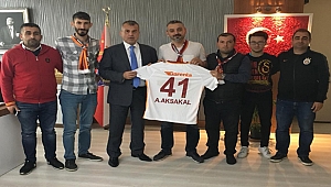 Gebze UltrAslan’dan Aksakal’a ziyaret