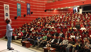 GKM’de özgüven konulu konferans