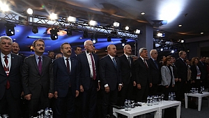 Göç, Mültecilik ve İnsanlık” temasıyla zirve başladı
