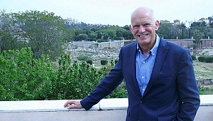 Papandreu’dan önemli açıklama