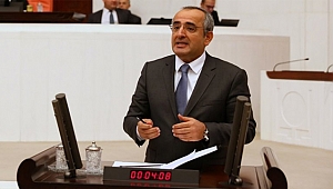 Akar, “Vicdanınızı sızlatmıyor mu?”