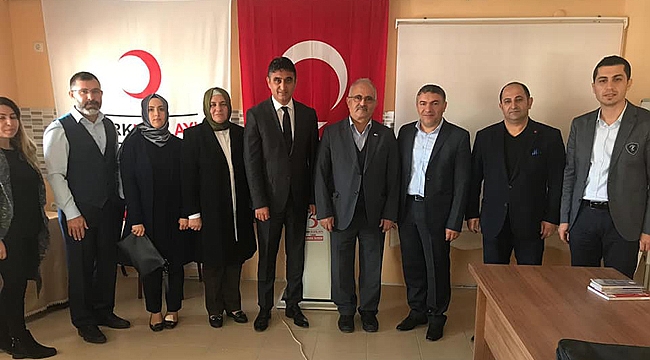 Akbulut’tan Kızılay’a ziyaret