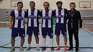 Ayak tenisinde coştular