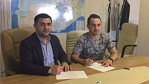 Azeriler olmuyor, var mı alan?