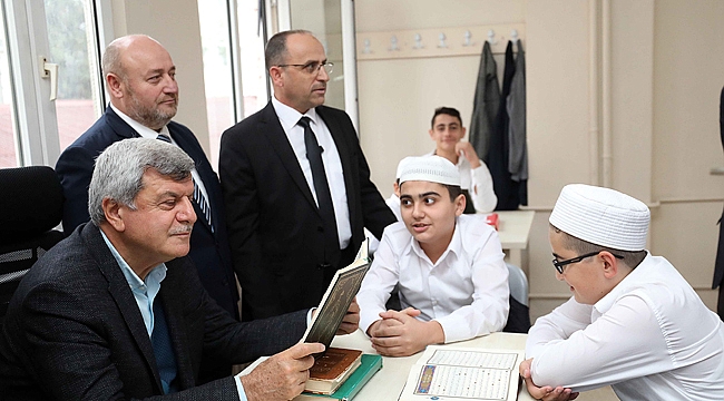 Başkan Karaosmanoğlu'ndan Kur’an Kursu ziyareti