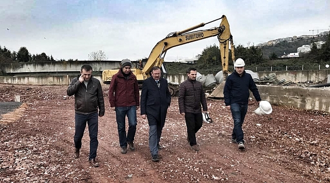 Bayram merkezi yerinde inceledi