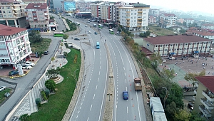 İstanbul Caddesi'ne yaya köprüsü