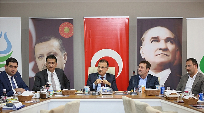Gözen ve Demirci muhtarlarla buluştu