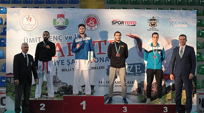 Kağıtsporlu karateciler Avrupa yolcusu