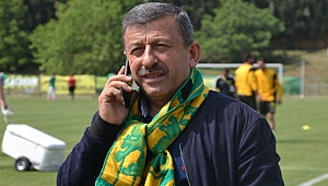 Karabacak dinledi ve gönderdi!