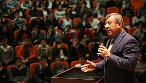 Karabacak gençlerle buluştu