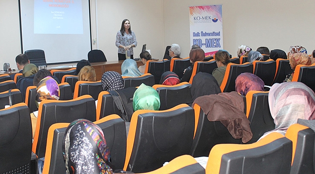KO-MEK’e bilinçli medya semineri