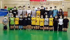 Lösemili çocuklar için maske taktılar