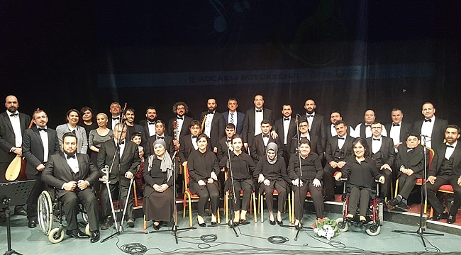 Engelsiz Sanat Topluluğu, Gebzelileri mest etti