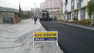Fen işlerinden sıcak asfalt çalışması