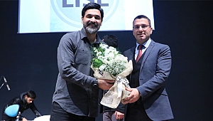 Mehmet Akif Ersoy, şiirleriyle anıldı
